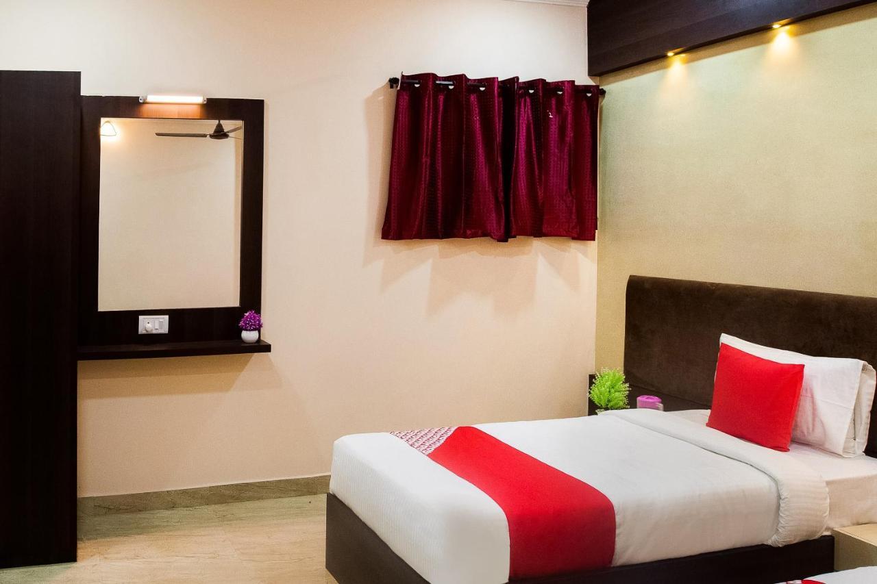Hotel Park Tower チェンナイ エクステリア 写真